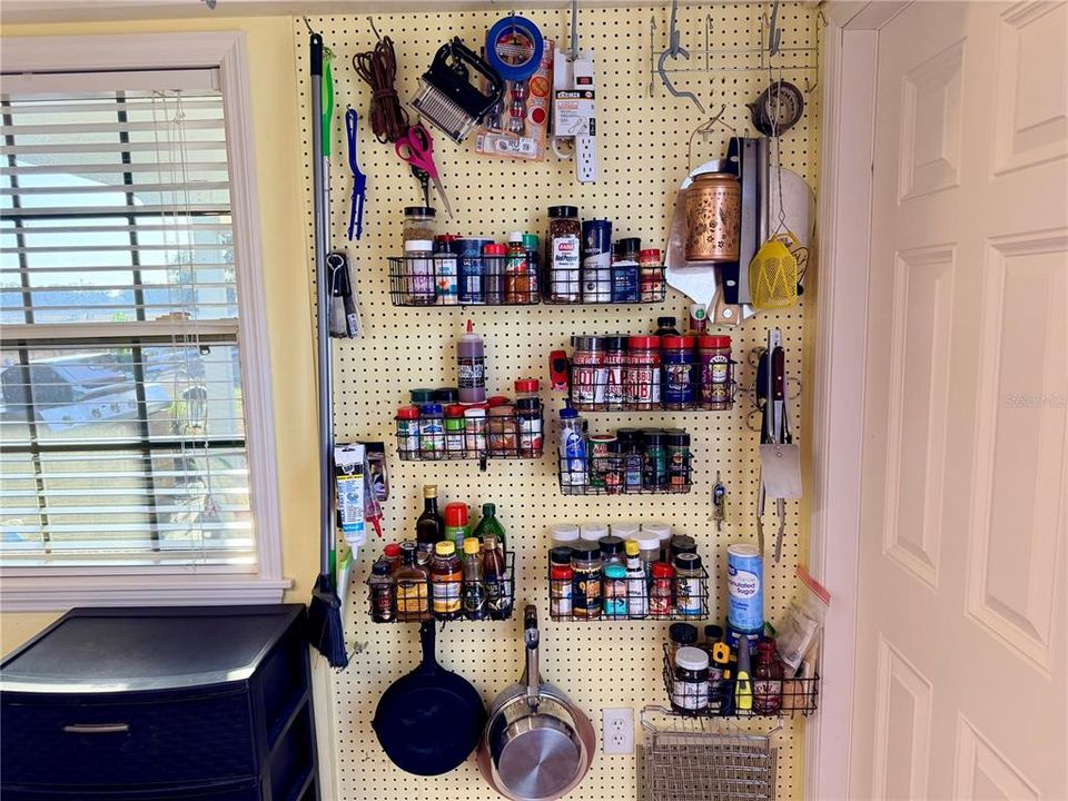 待售: $214,900 (0.16 acres)