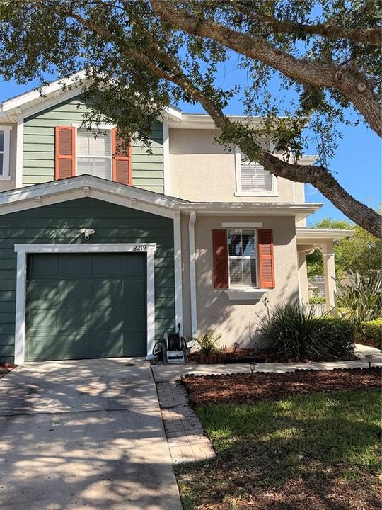For Sale: $350,000 (4 beds, 3 baths, 2052 Square Feet)