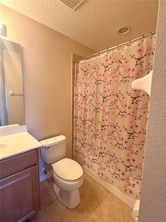 For Sale: $350,000 (4 beds, 3 baths, 2052 Square Feet)