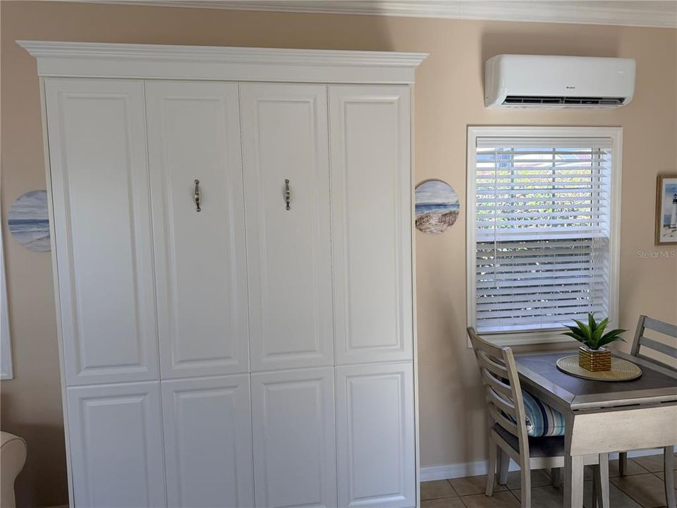 На продажу: $194,900 (0.12 acres)