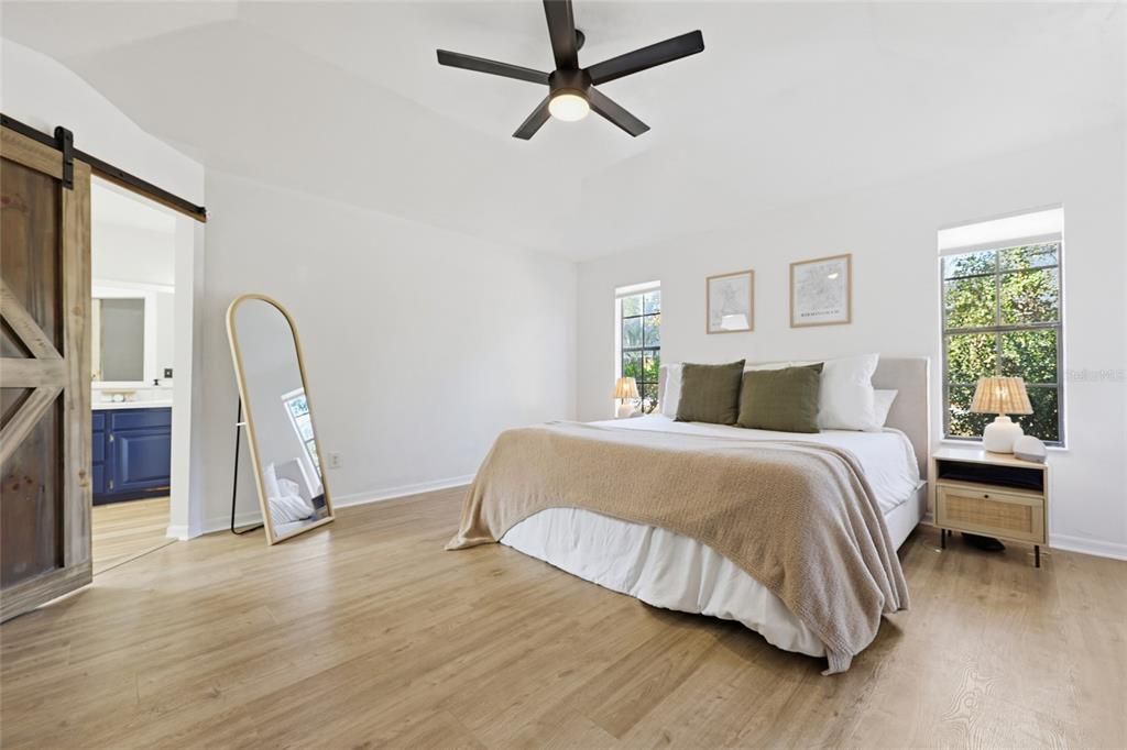 Activo con contrato: $479,000 (4 camas, 2 baños, 2087 Pies cuadrados)