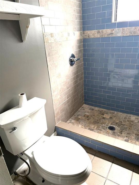 На продажу: $24,000 (1 спален, 1 ванн, 850 Квадратных фут)