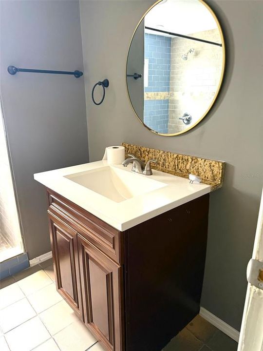 На продажу: $24,000 (1 спален, 1 ванн, 850 Квадратных фут)