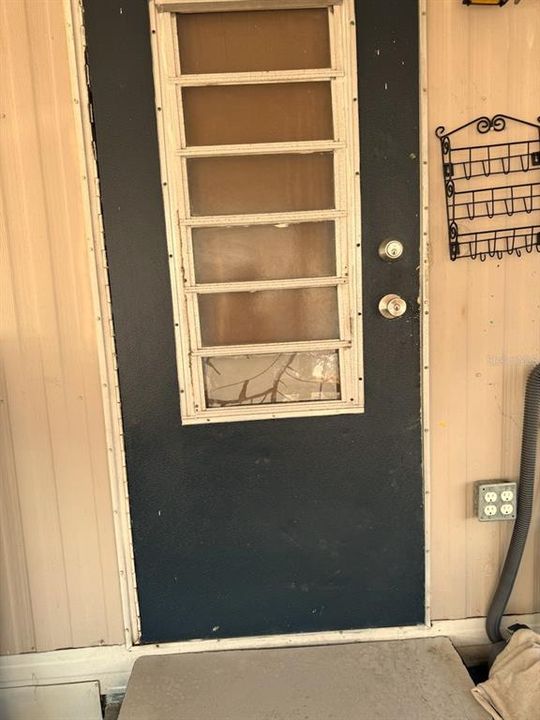 На продажу: $24,000 (1 спален, 1 ванн, 850 Квадратных фут)