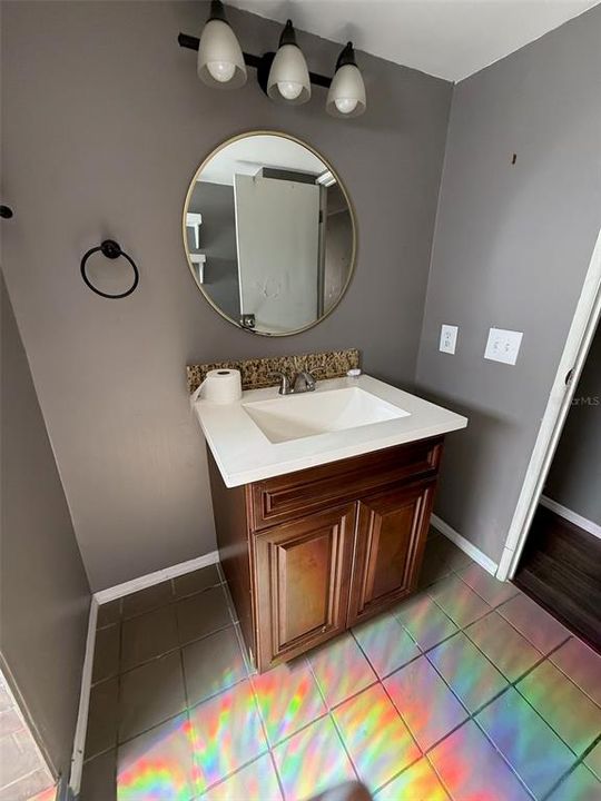 На продажу: $24,000 (1 спален, 1 ванн, 850 Квадратных фут)