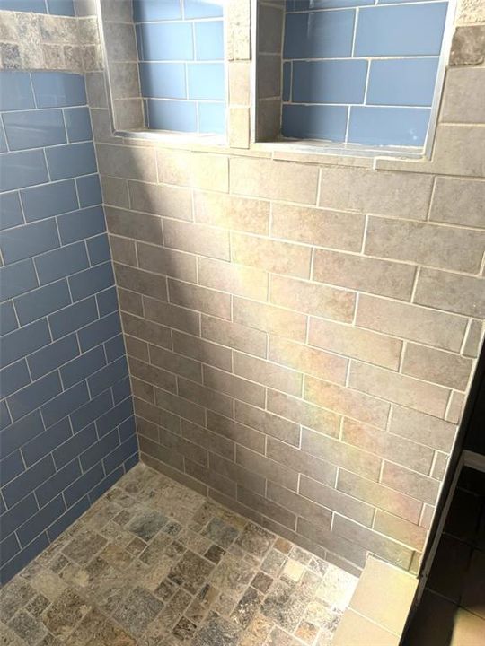 На продажу: $24,000 (1 спален, 1 ванн, 850 Квадратных фут)