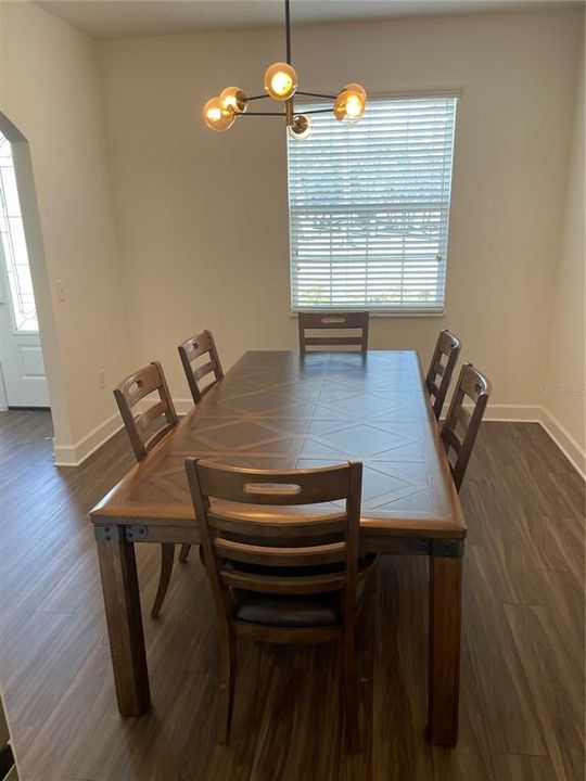 For Sale: $435,000 (4 beds, 3 baths, 2427 Square Feet)