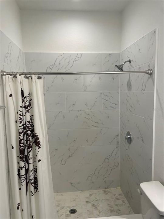 For Sale: $435,000 (4 beds, 3 baths, 2427 Square Feet)