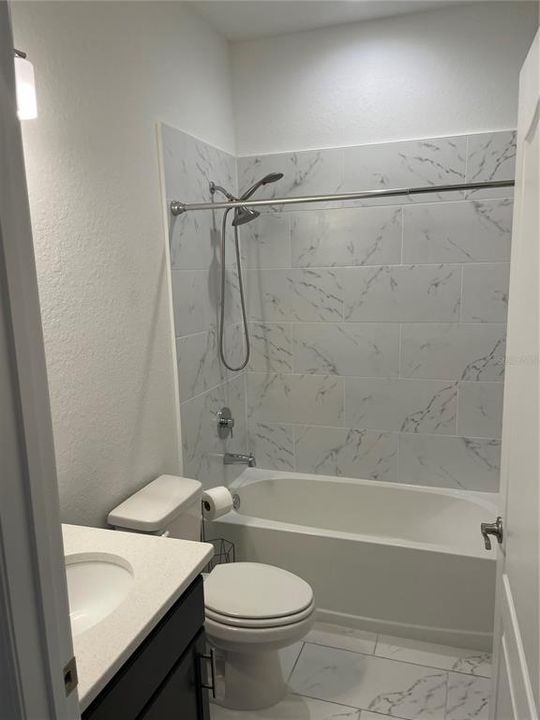 For Sale: $435,000 (4 beds, 3 baths, 2427 Square Feet)