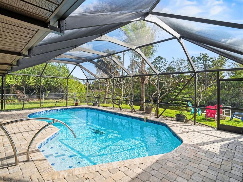 For Sale: $525,000 (3 beds, 2 baths, 2114 Square Feet)