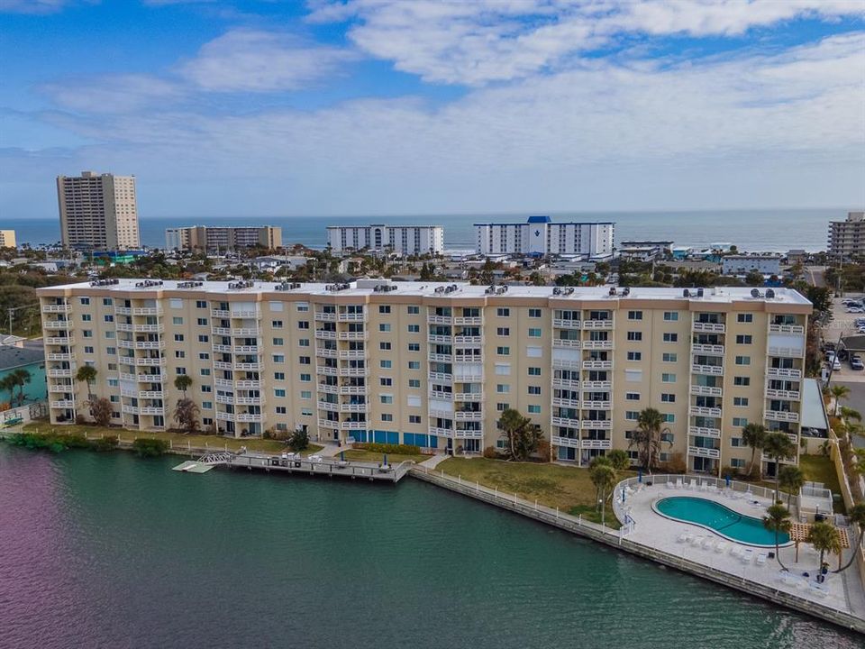 En Venta: $285,000 (2 camas, 2 baños, 1229 Pies cuadrados)