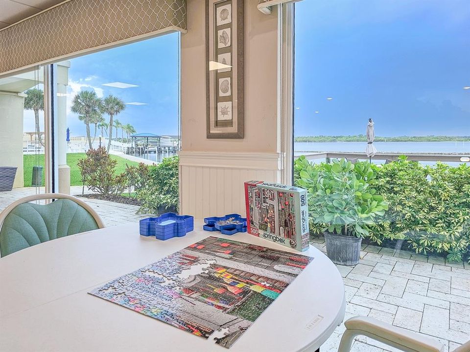 En Venta: $285,000 (2 camas, 2 baños, 1229 Pies cuadrados)