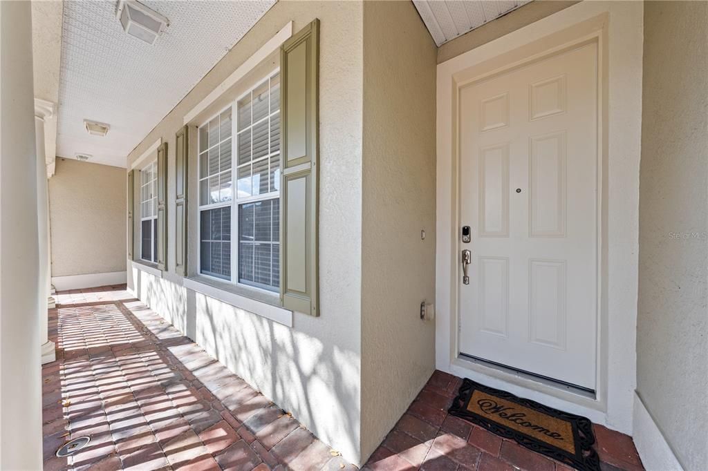 Active With Contract: $280,000 (3 beds, 2 baths, 1832 Square Feet)