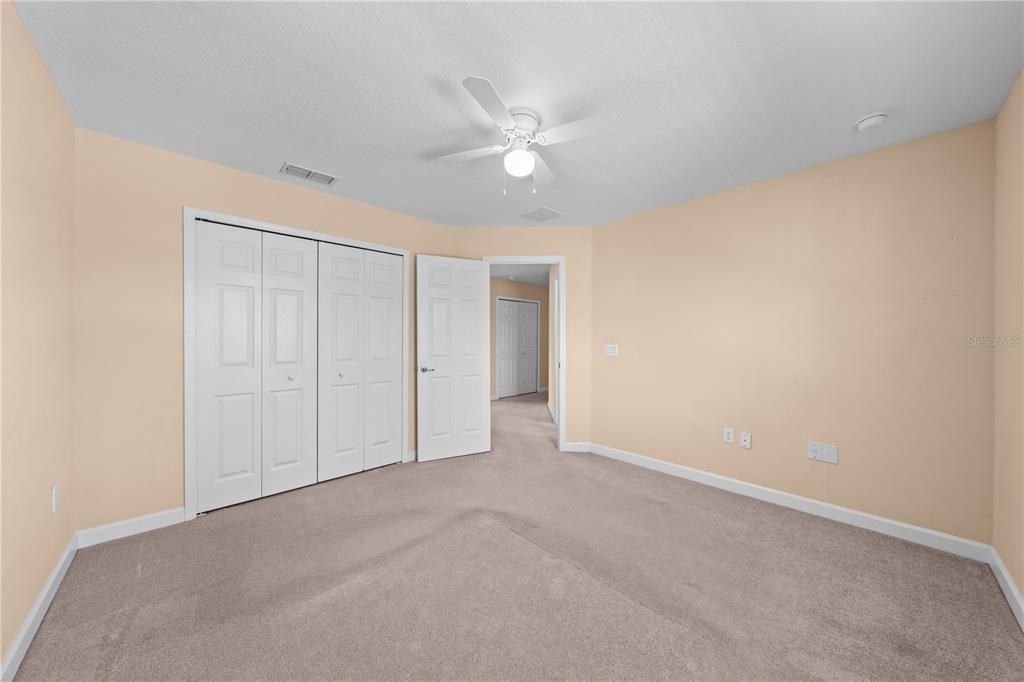 Active With Contract: $280,000 (3 beds, 2 baths, 1832 Square Feet)
