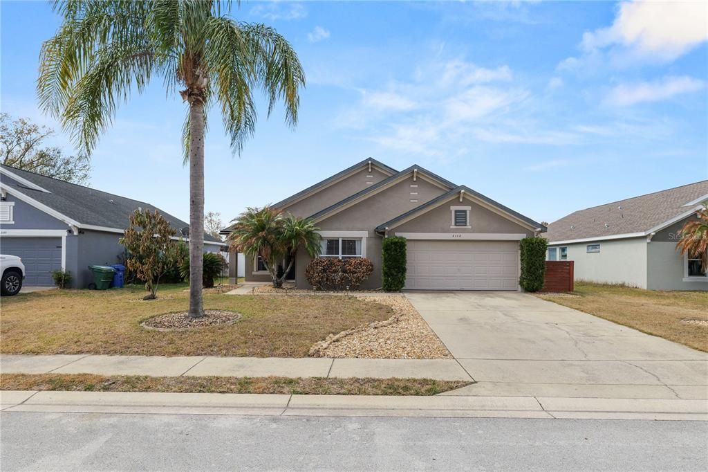 Active With Contract: $423,000 (4 beds, 2 baths, 2249 Square Feet)
