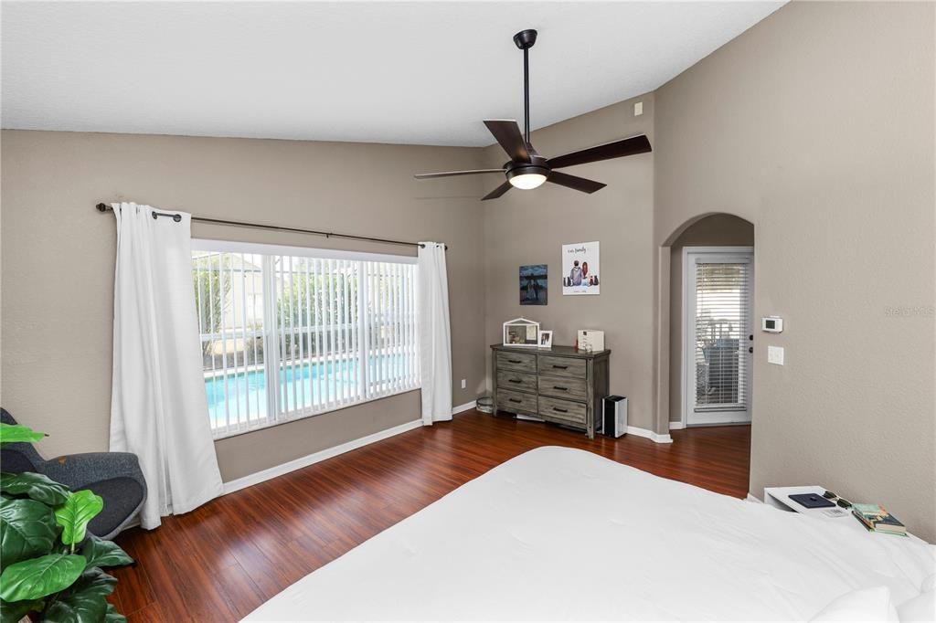 Active With Contract: $423,000 (4 beds, 2 baths, 2249 Square Feet)