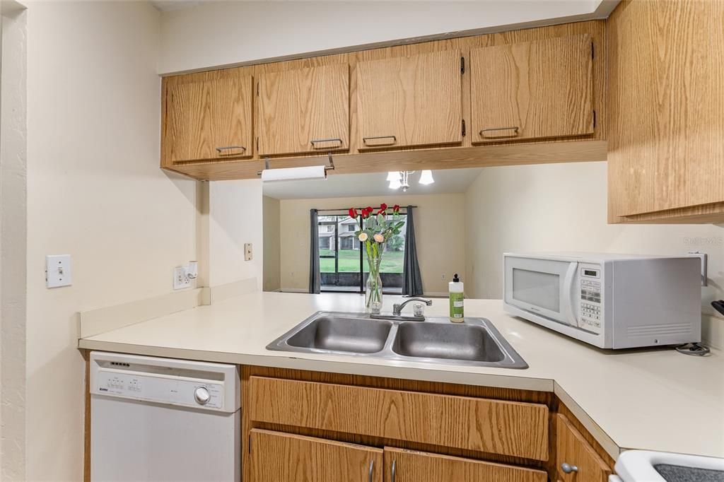 Activo con contrato: $139,900 (2 camas, 2 baños, 1088 Pies cuadrados)