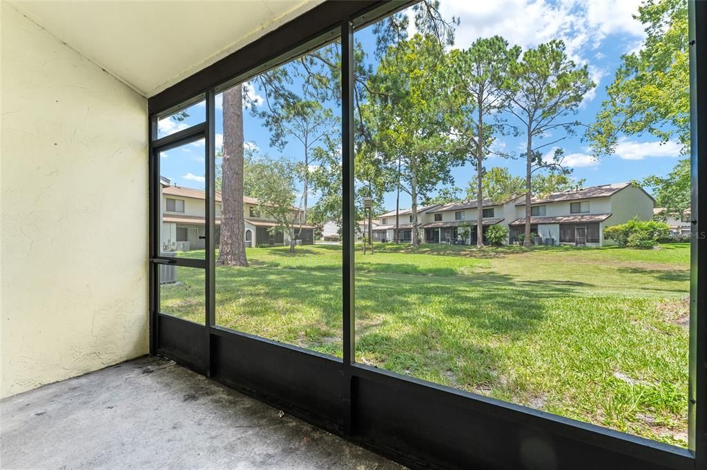Activo con contrato: $139,900 (2 camas, 2 baños, 1088 Pies cuadrados)