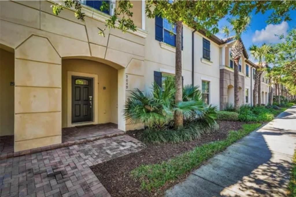 Recently Sold: $400,000 (5 beds, 4 baths, 2263 Square Feet)