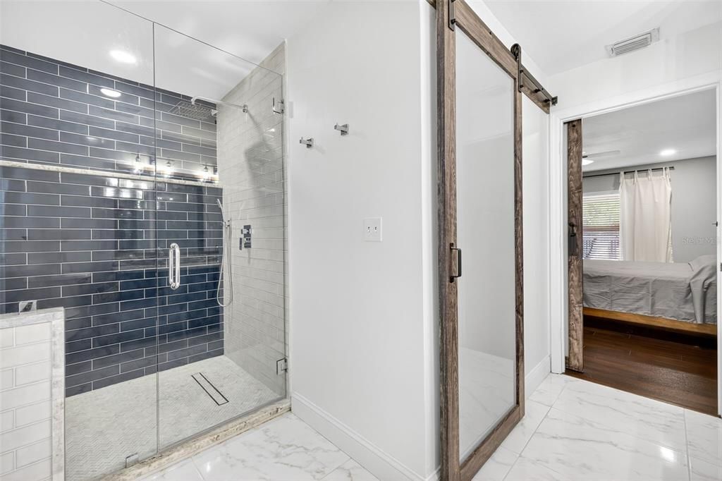 En Venta: $415,000 (3 camas, 2 baños, 1574 Pies cuadrados)