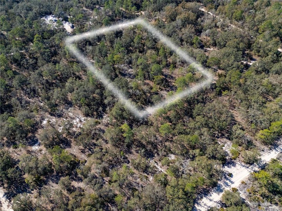 待售: $27,000 (1.25 acres)