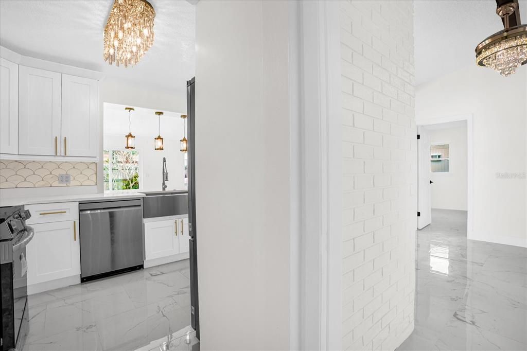En Venta: $389,995 (3 camas, 2 baños, 1620 Pies cuadrados)