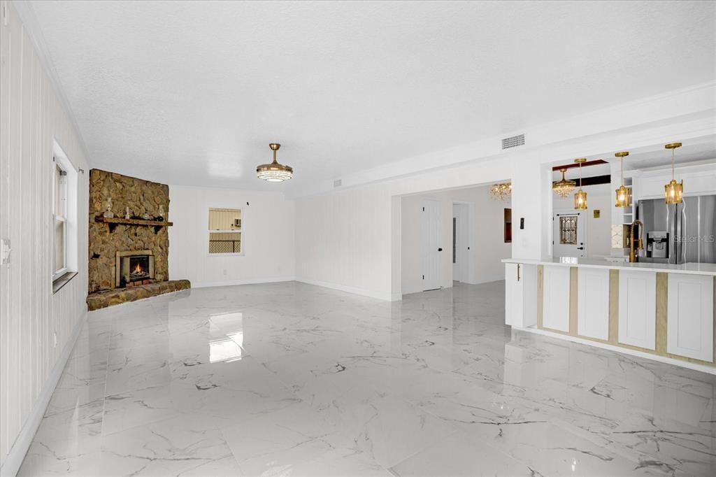 En Venta: $389,995 (3 camas, 2 baños, 1620 Pies cuadrados)