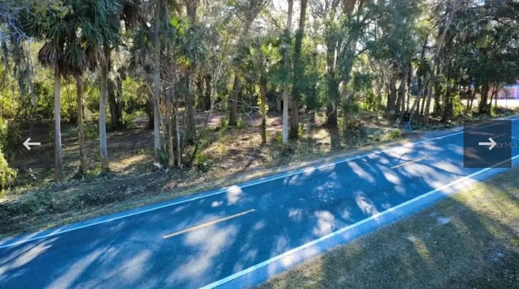 На продажу: $149,000 (1.33 acres)