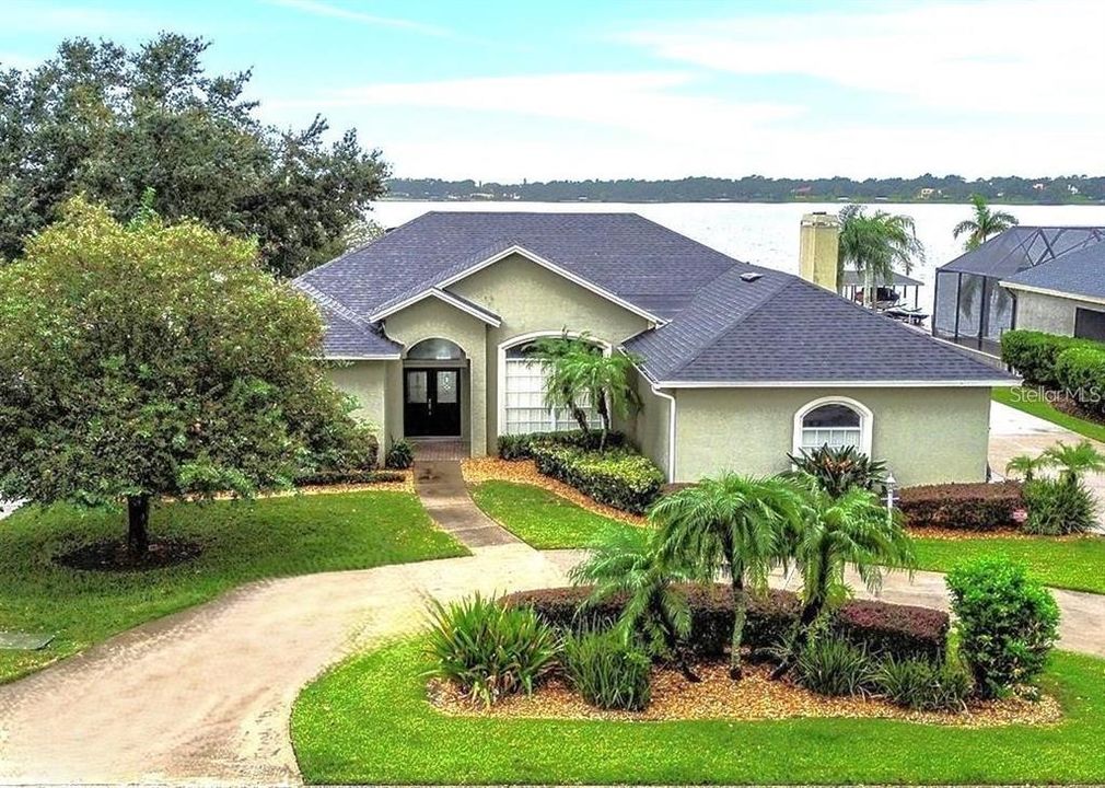 В аренду: $4,500 (3 спален, 3 ванн, 2266 Квадратных фут)