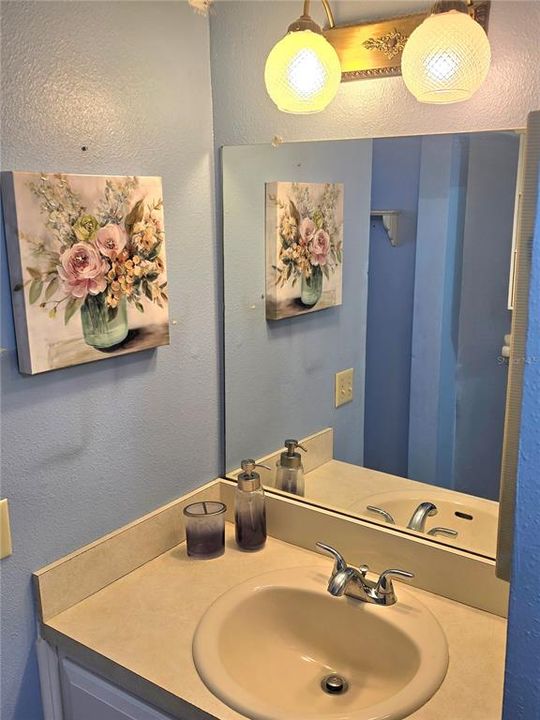 For Sale: $118,000 (2 beds, 2 baths, 1251 Square Feet)