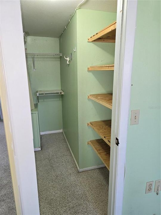 For Sale: $118,000 (2 beds, 2 baths, 1251 Square Feet)