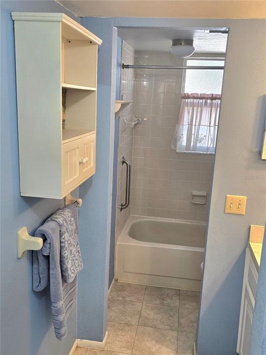 For Sale: $118,000 (2 beds, 2 baths, 1251 Square Feet)
