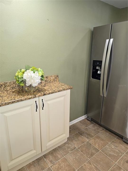 For Sale: $118,000 (2 beds, 2 baths, 1251 Square Feet)