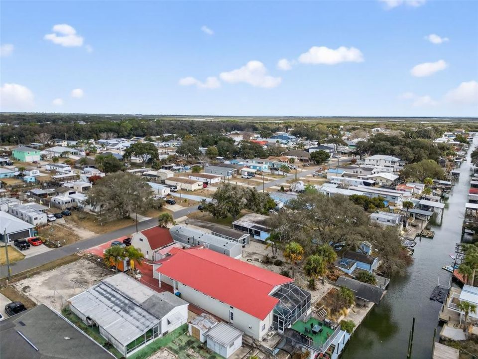 En Venta: $295,000 (2 camas, 2 baños, 924 Pies cuadrados)