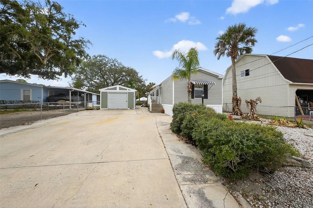 En Venta: $295,000 (2 camas, 2 baños, 924 Pies cuadrados)