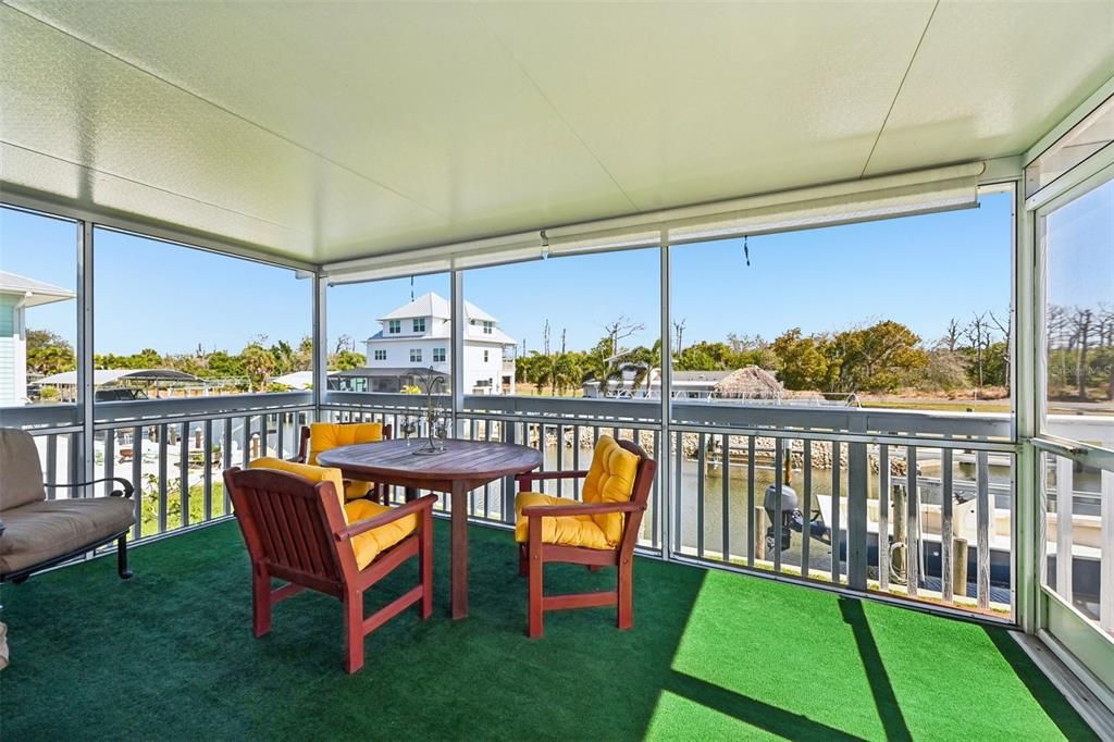 For Sale: $950,000 (2 beds, 3 baths, 1800 Square Feet)