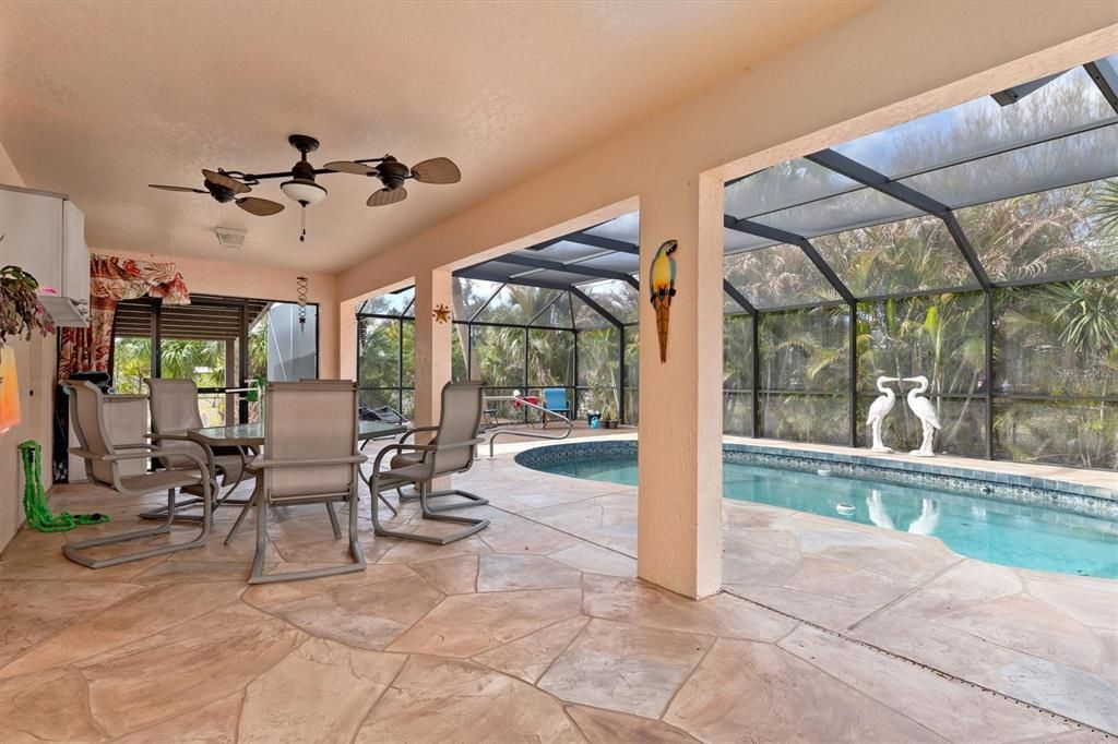 Active With Contract: $434,000 (4 beds, 2 baths, 2400 Square Feet)