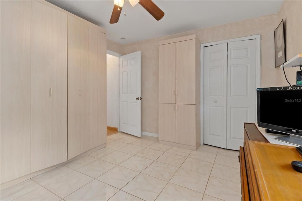 Active With Contract: $434,000 (4 beds, 2 baths, 2400 Square Feet)
