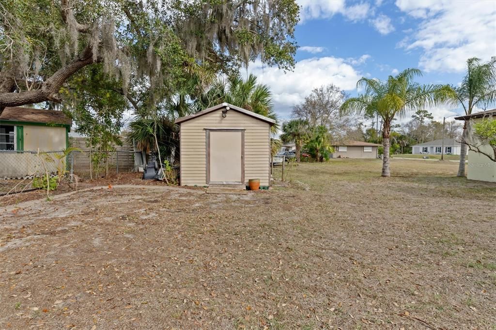 Active With Contract: $434,000 (4 beds, 2 baths, 2400 Square Feet)