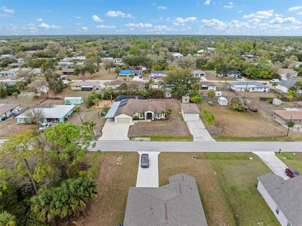 Active With Contract: $434,000 (4 beds, 2 baths, 2400 Square Feet)
