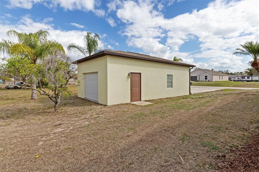 Active With Contract: $434,000 (4 beds, 2 baths, 2400 Square Feet)