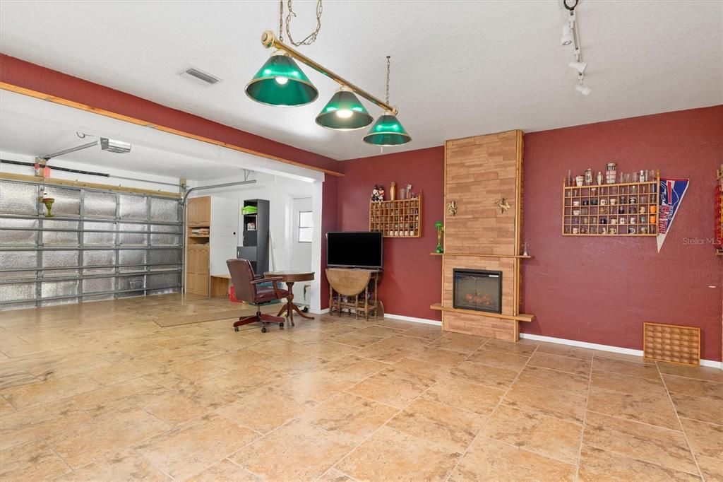 Active With Contract: $434,000 (4 beds, 2 baths, 2400 Square Feet)