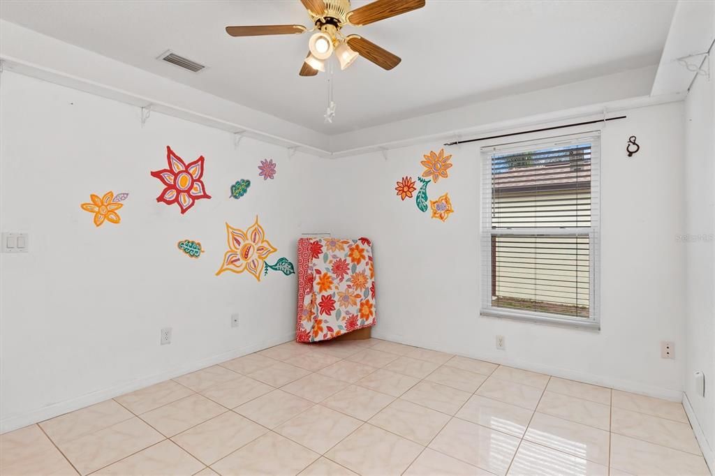 Active With Contract: $434,000 (4 beds, 2 baths, 2400 Square Feet)