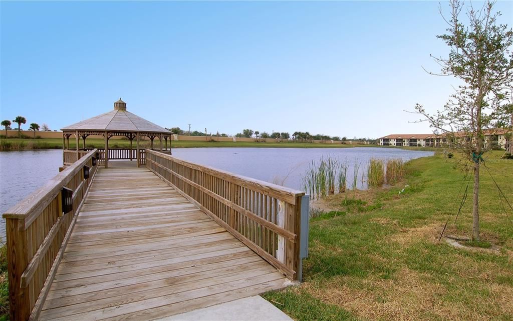 For Rent: $2,700 (3 beds, 2 baths, 1812 Square Feet)