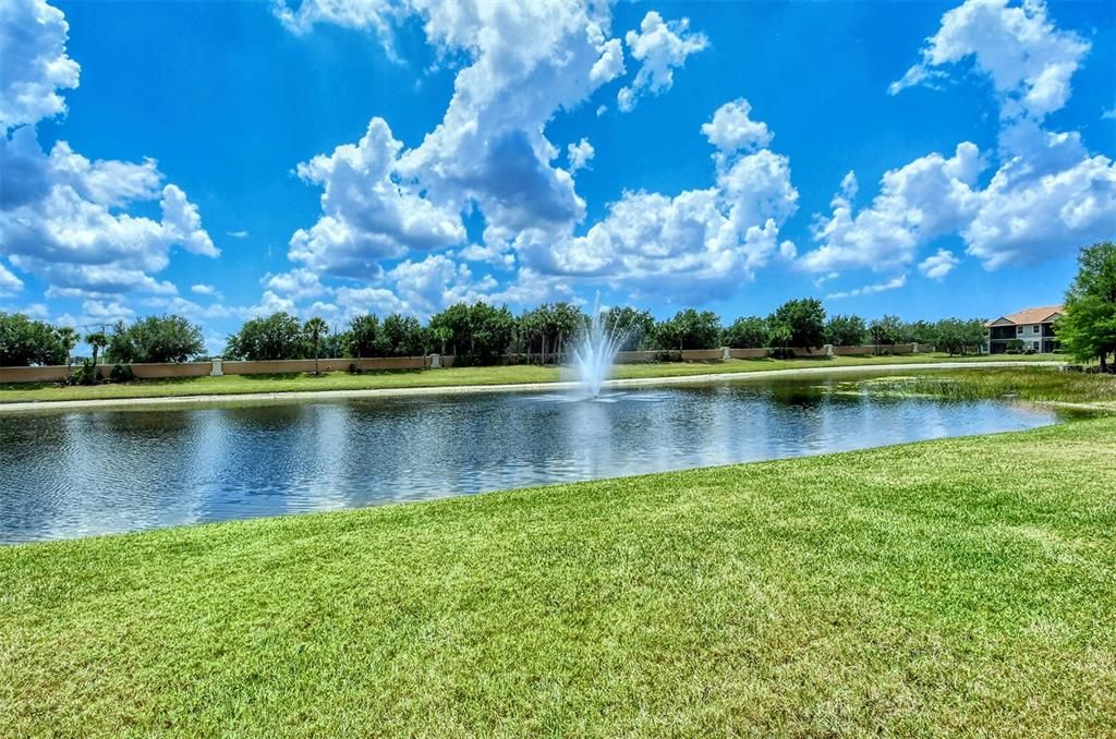 For Rent: $2,700 (3 beds, 2 baths, 1812 Square Feet)