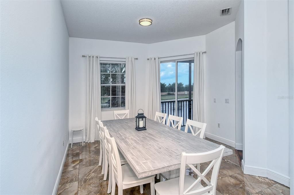 For Rent: $2,700 (3 beds, 2 baths, 1812 Square Feet)