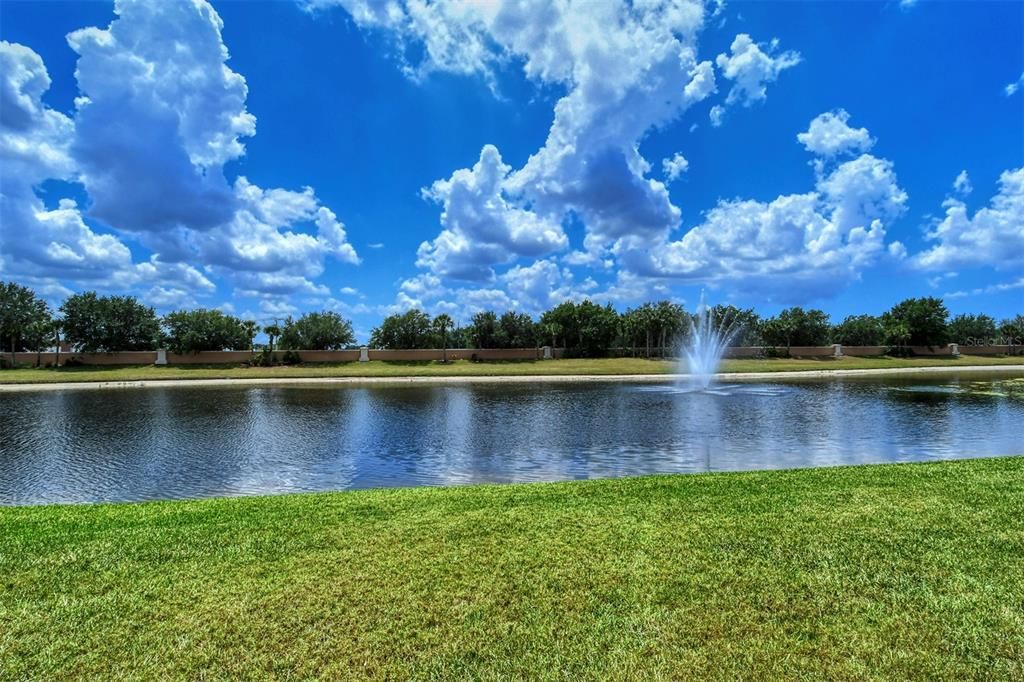 For Rent: $2,700 (3 beds, 2 baths, 1812 Square Feet)