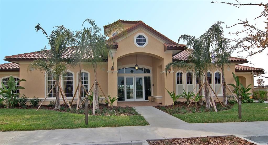 For Rent: $2,700 (3 beds, 2 baths, 1812 Square Feet)