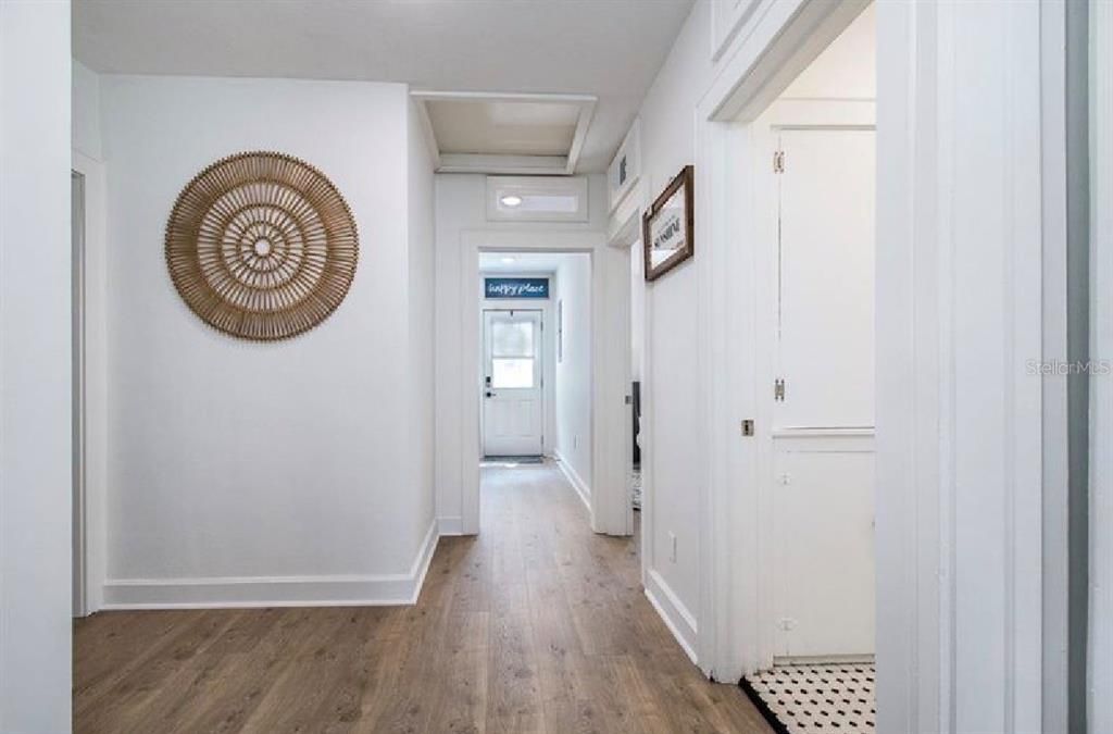 For Rent: $3,850 (4 beds, 2 baths, 1480 Square Feet)