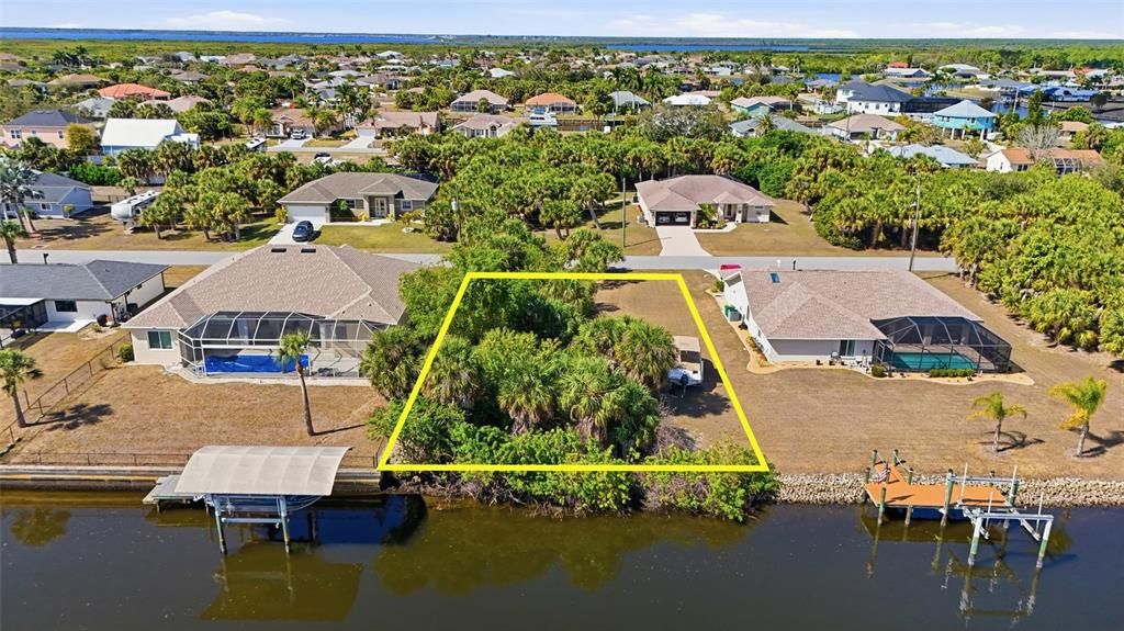 На продажу: $95,000 (0.23 acres)